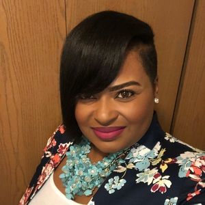 Meet your Posher, Kelli